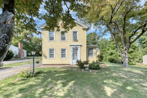 369 Berlin St, East Berlin, CT, 06023-1127 | Card Image