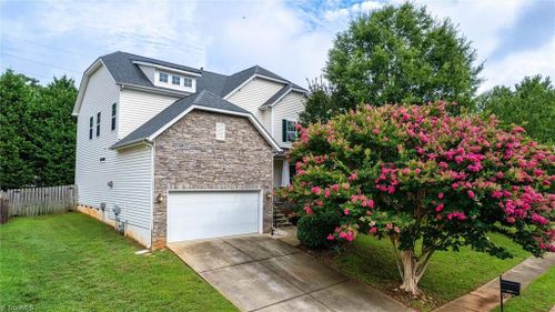 160 Riverfront Pkwy, Mount Holly, NC, 28120-1693 | Card Image