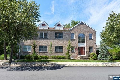 20 Harrison Ave, Waldwick, NJ, 07463-1757 | Card Image