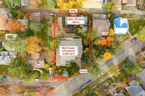 575 Auburn St, Ashland, OR, 97520-2911 | Card Image