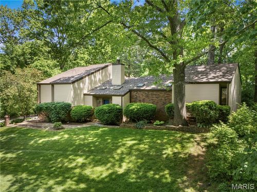 7 Deer Run, O Fallon, IL, 62269-1209 | Card Image