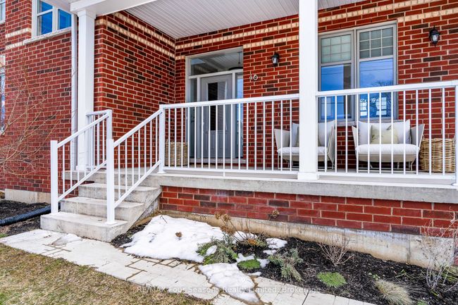 46 Francis St W, House other with 4 bedrooms, 3 bathrooms and 8 parking in Creemore ON | Image 4