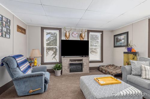 2913 Olmstead Rd, Muir, MI, 48860-9705 | Card Image