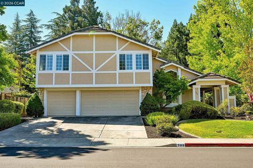 900 Woodland Dr, San Ramon, CA, 94582-2331 | Card Image
