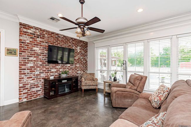 8918 Singleton Rd, House other with 2 bedrooms, 3 bathrooms and null parking in Port Allen LA | Image 11