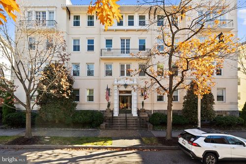 302-3405 Greenway, BALTIMORE, MD, 21218-2619 | Card Image