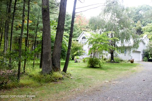 296 Harvest Hill Dr, Effort, PA, 18330-7962 | Card Image