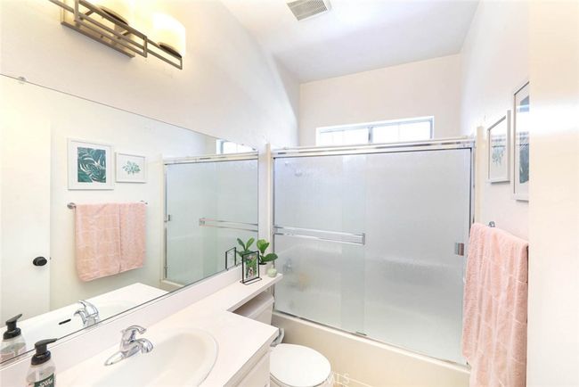 121F - 121 S Lakeview Ave, Condo with 2 bedrooms, 2 bathrooms and 2 parking in Placentia CA | Image 13