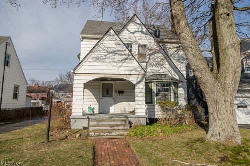 1376 Avondale Road, Cleveland, OH, 44121 | Card Image