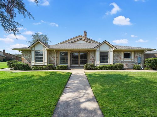 48 Chapparal Ct, Missouri City, TX, 77459-1907 | Card Image
