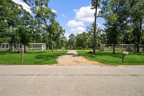 166 County Road 3791, Cleveland, TX, 77328-7493 | Card Image