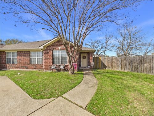1604 Enloe Ct, Bryan, TX, 77802-1727 | Card Image