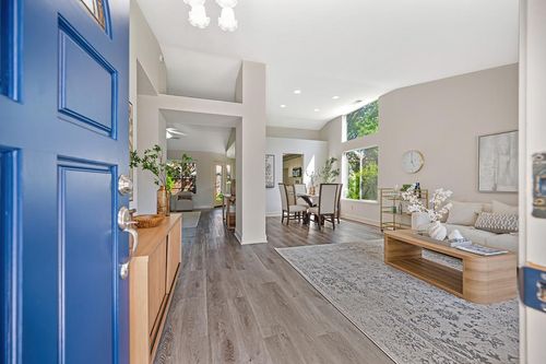 1761 Cartagena Dr, Yuba City, CA, 95993-1170 | Card Image