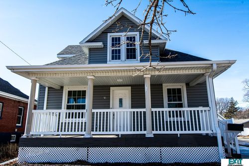 810 S 9th St, Norfolk, NE, 68701-5831 | Card Image