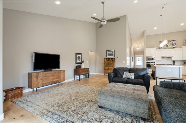 1333 Forest Ridge Ct Ne, Condo with 4 bedrooms, 3 bathrooms and null parking in Swisher IA | Image 5