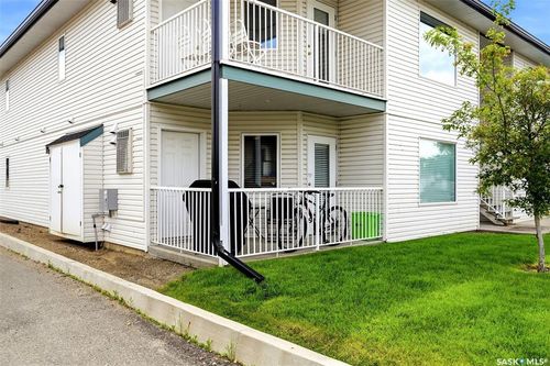 3940 7th Avenue E, Regina, SK, S4N7K8 | Card Image