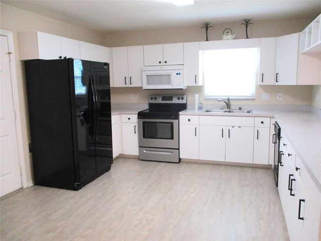 13675 Sw 111 Th Ave, House other with 2 bedrooms, 2 bathrooms and null parking in DUNNELLON FL | Image 8