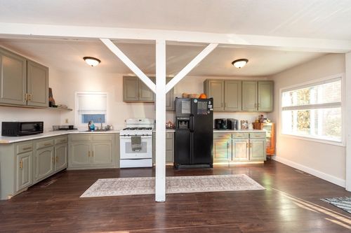 39 Evergreen Rd, Norton, MA, 02766-1626 | Card Image