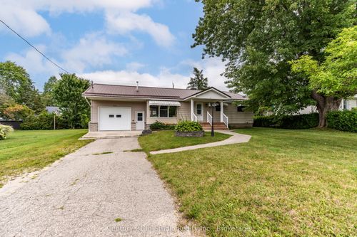371 Hunter St, Bruce, ON, N0H2T0 | Card Image