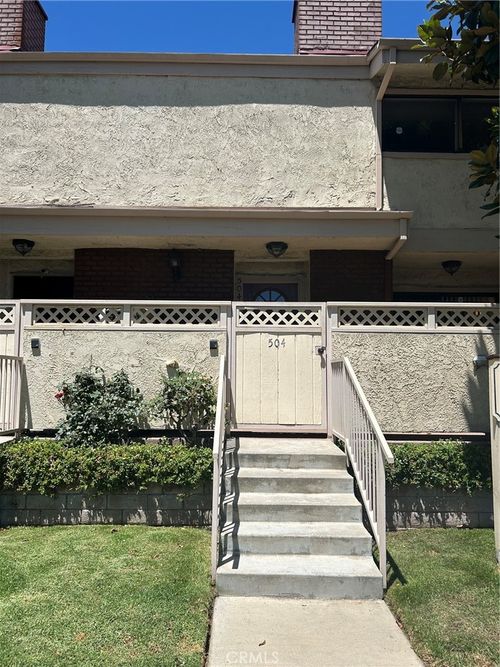 19451 Sherman Way, Reseda, CA, 91335-3575 | Card Image