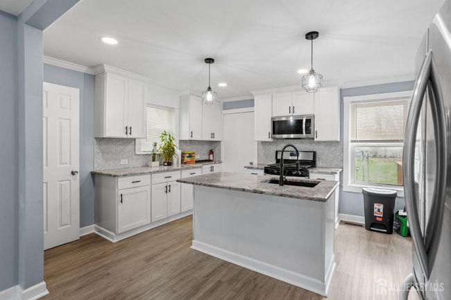 47 Harrison Ave, House other with 3 bedrooms, 2 bathrooms and null parking in Edison NJ | Image 10