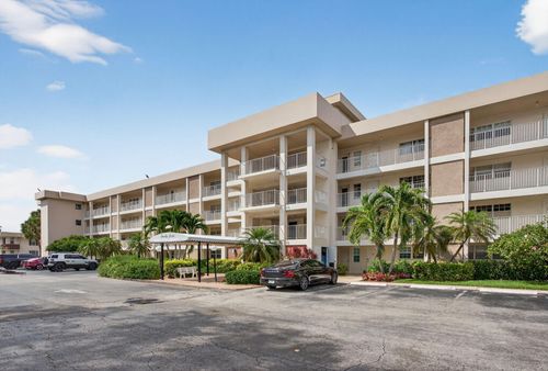 302-2651 S Palm Aire Dr, Pompano Beach, FL, 33069-4270 | Card Image