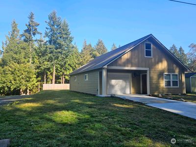 1515 S H Street, House other with 2 bedrooms, 1 bathrooms and 1 parking in Port Angeles WA | Image 2