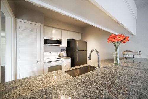 apt-a-210 Wilshire Dr, Euless, TX, 76040-4182 | Card Image
