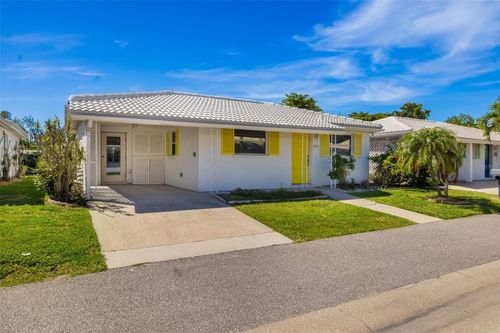 564 Spanish Dr N, LONGBOAT KEY, FL, 34228-1620 | Card Image