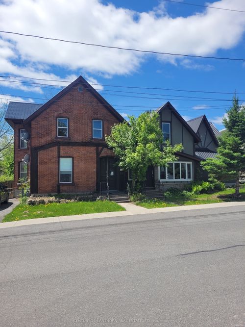 88-86-88 West Street S, Greater Napanee, ON, K7R2P2 | Card Image