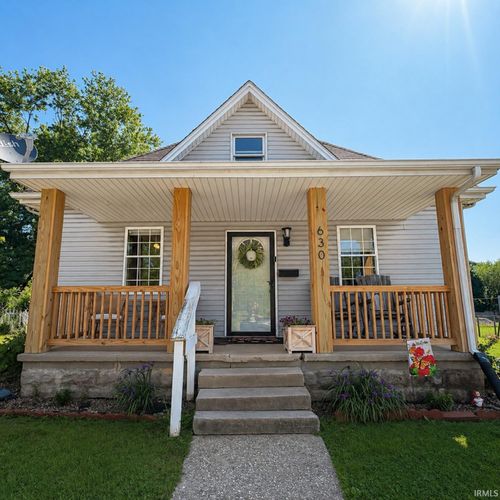 630 S 9th St, Mitchell, IN, 47446-2024 | Card Image