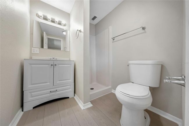 Master Bathroom | Image 13