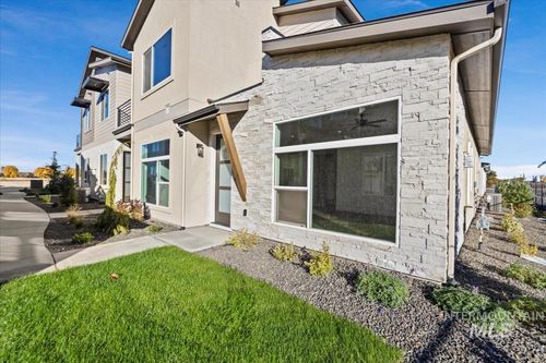 728 S Calhoun Ln, Star, ID, 83669-1165 | Card Image