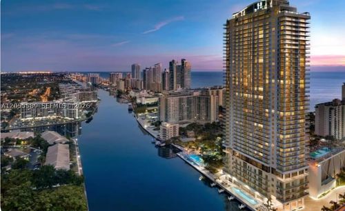 r304-4010 S Ocean Dr, Hollywood, FL, 33019-3063 | Card Image