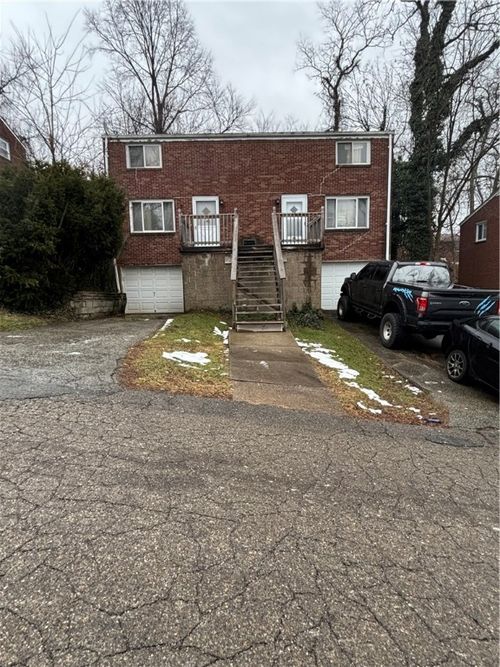 89-91 Lynwood Ave, N Versailles, PA, 15137-1836 | Card Image