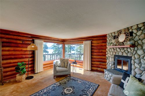17368 Maple Ln, La Conner, WA, 98257-8958 | Card Image