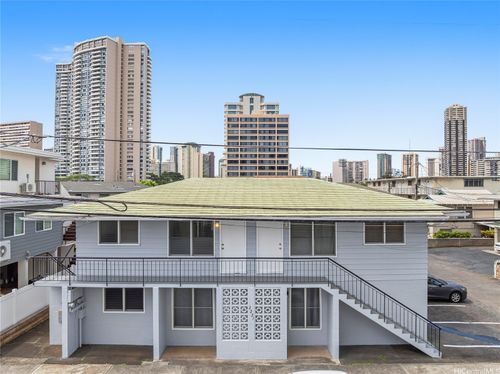 2221 Fern St, Honolulu, HI, 96826-4241 | Card Image