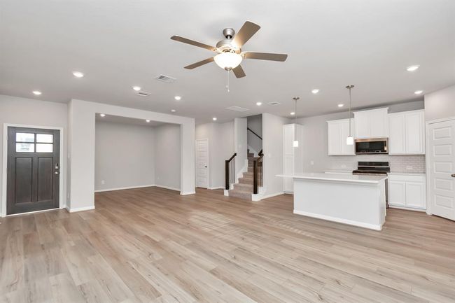 1526 Parkland Oak Dr, House other with 3 bedrooms, 3 bathrooms and 2 parking in Houston TX | Image 6