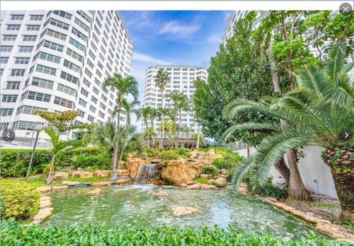 2007-999 Brickell Bay Dr, Miami, FL, 33131-2933 | Card Image