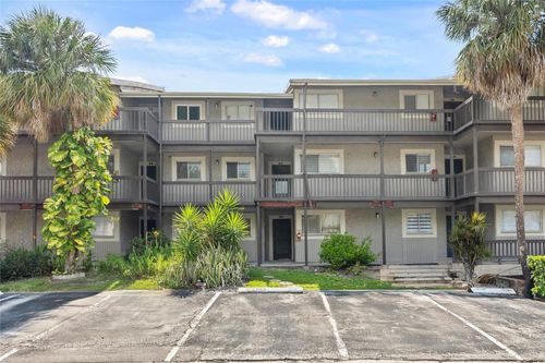 apt-b3-6336 Newtown Cir, Tampa, FL, 33615-3697 | Card Image