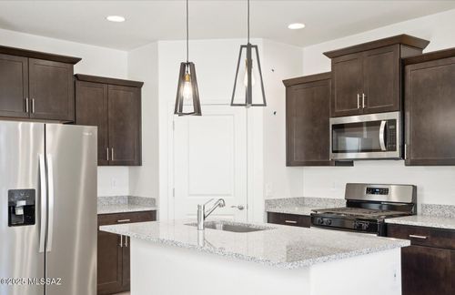 6934 W Sweetshade Ln, Tucson, AZ, 85757 | Card Image