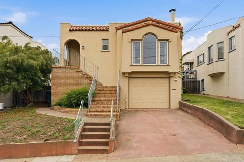 517 Magnolia Ave, South San Francisco, CA, 94080-2657 | Card Image