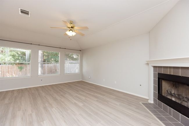 3112 Wavecrest Blvd, House other with 3 bedrooms, 2 bathrooms and null parking in Austin TX | Image 5