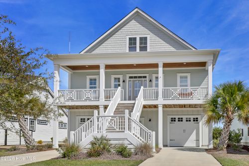 393 Summerhouse Dr, Holly Ridge, NC, 28445-6002 | Card Image