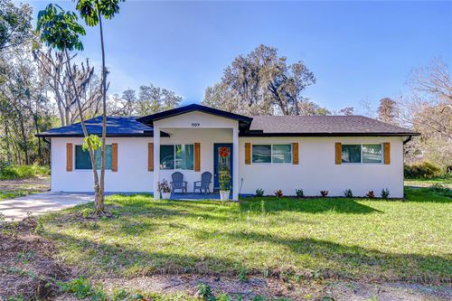 909 Lake Charles Cir, Lutz, FL, 33548-4712 | Card Image