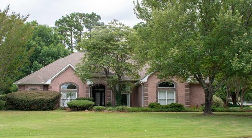 2586 Primrose Ln, Tupelo, MS, 38801-8140 | Card Image