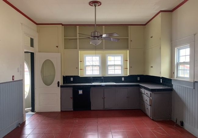 1507 N Avenue E, House other with 4 bedrooms, 3 bathrooms and null parking in Haskell TX | Image 4