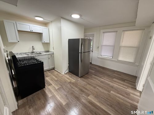 5-33 Star St, Ansonia, CT, 06401-1607 | Card Image