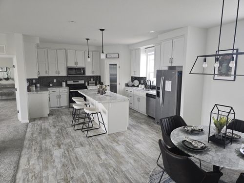 109-3524 E Avenue R, Palmdale, CA, 93550-5082 | Card Image