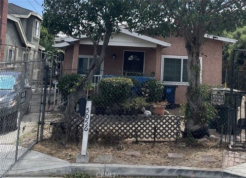 5056 W 106th St, Inglewood, CA, 90304-1737 | Card Image